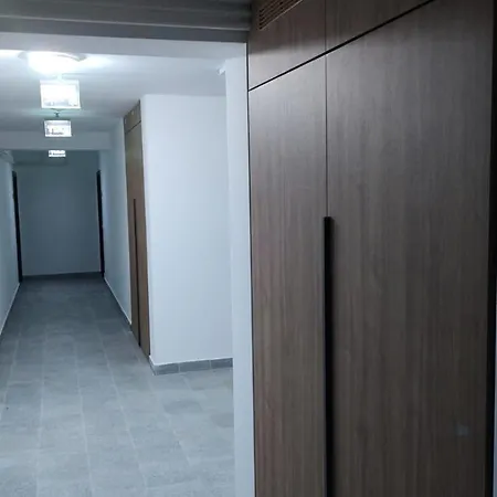 Апартаменти Vouchere, Factura, Petfriendly - Ap Cu 2dormitoare Fara Living Брашов