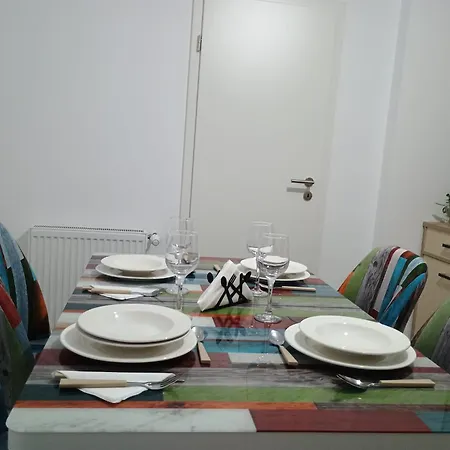 Vouchere, Factura, Petfriendly - Ap Cu 2dormitoare Fara Living Апартаменти