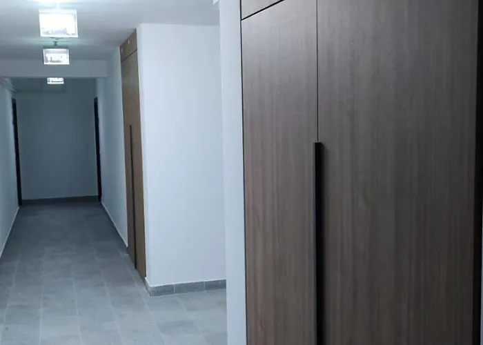 Apartment Vouchere, Factura, Petfriendly - Ap Cu 2dormitoare Fara Living Brașov