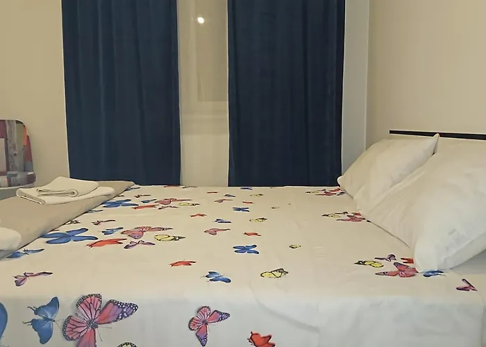 Apartment Vouchere, Factura, Petfriendly - Ap Cu 2dormitoare Fara Living