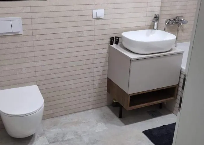 Apartment Vouchere, Factura, Petfriendly - Ap Cu 2dormitoare Fara Living *